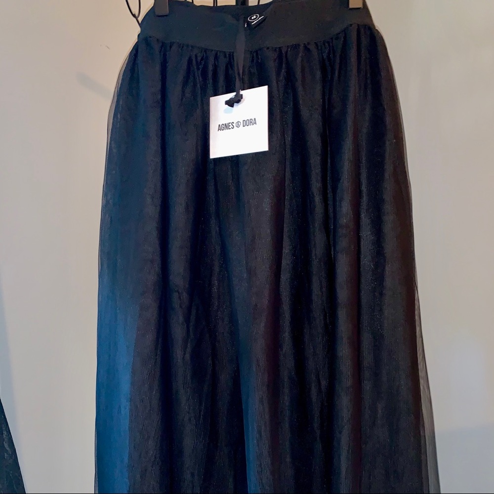 Agnes & Dora Black Tulle Skirt XL